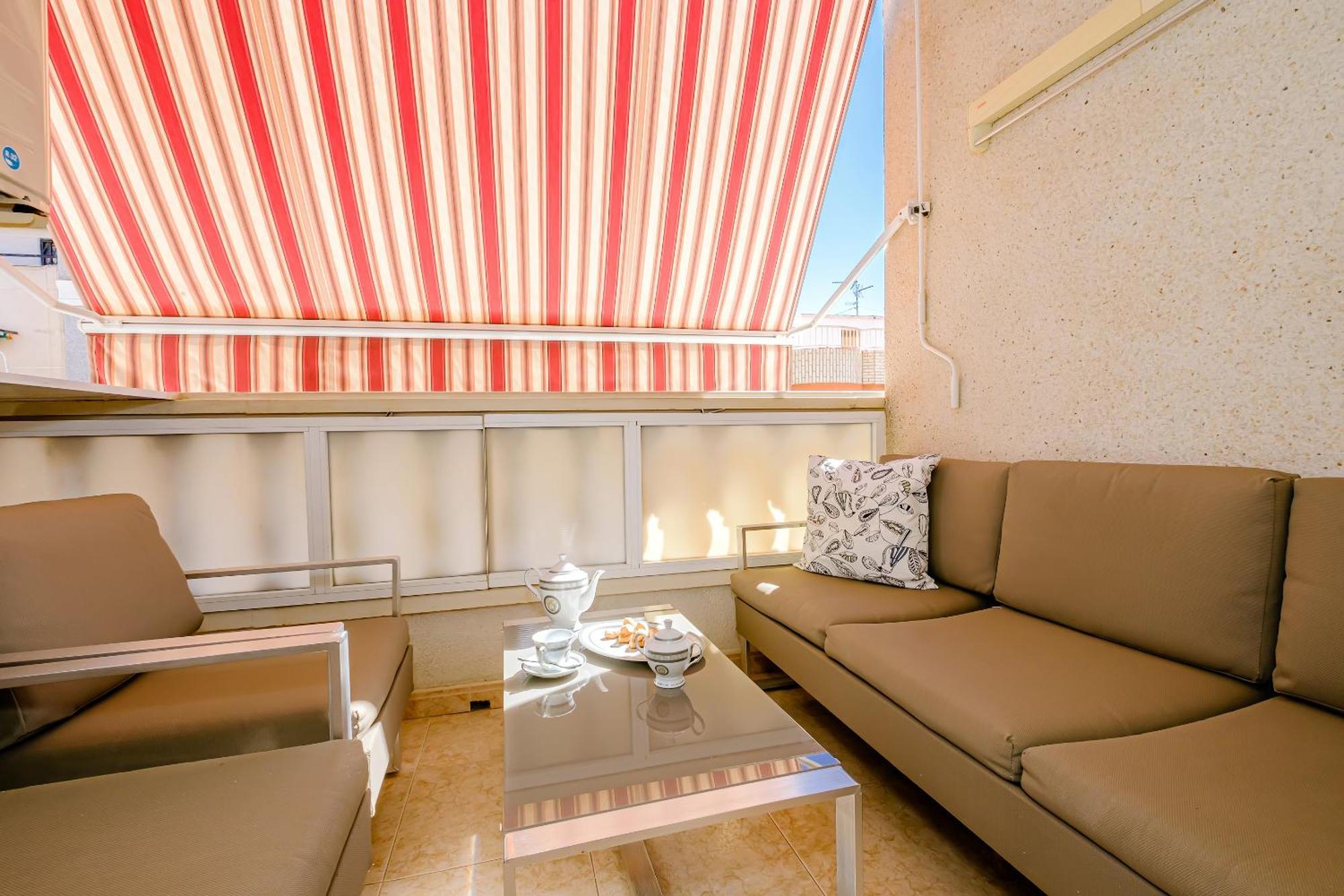 Deluxe Apartment Playa Del Cura Torrevieja Exterior photo